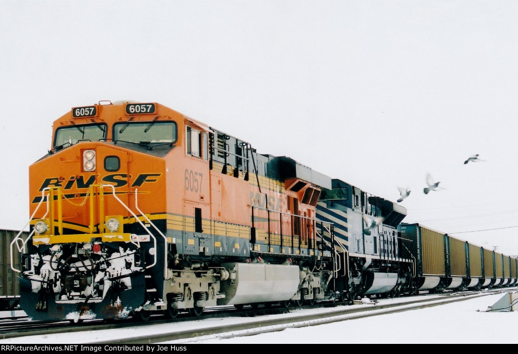 BNSF 6057 East